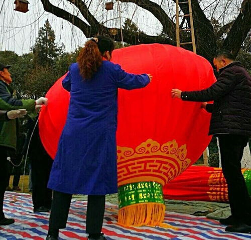 好產品引來 金鳳凰 陜西鳳翔宮燈暢銷大江南北